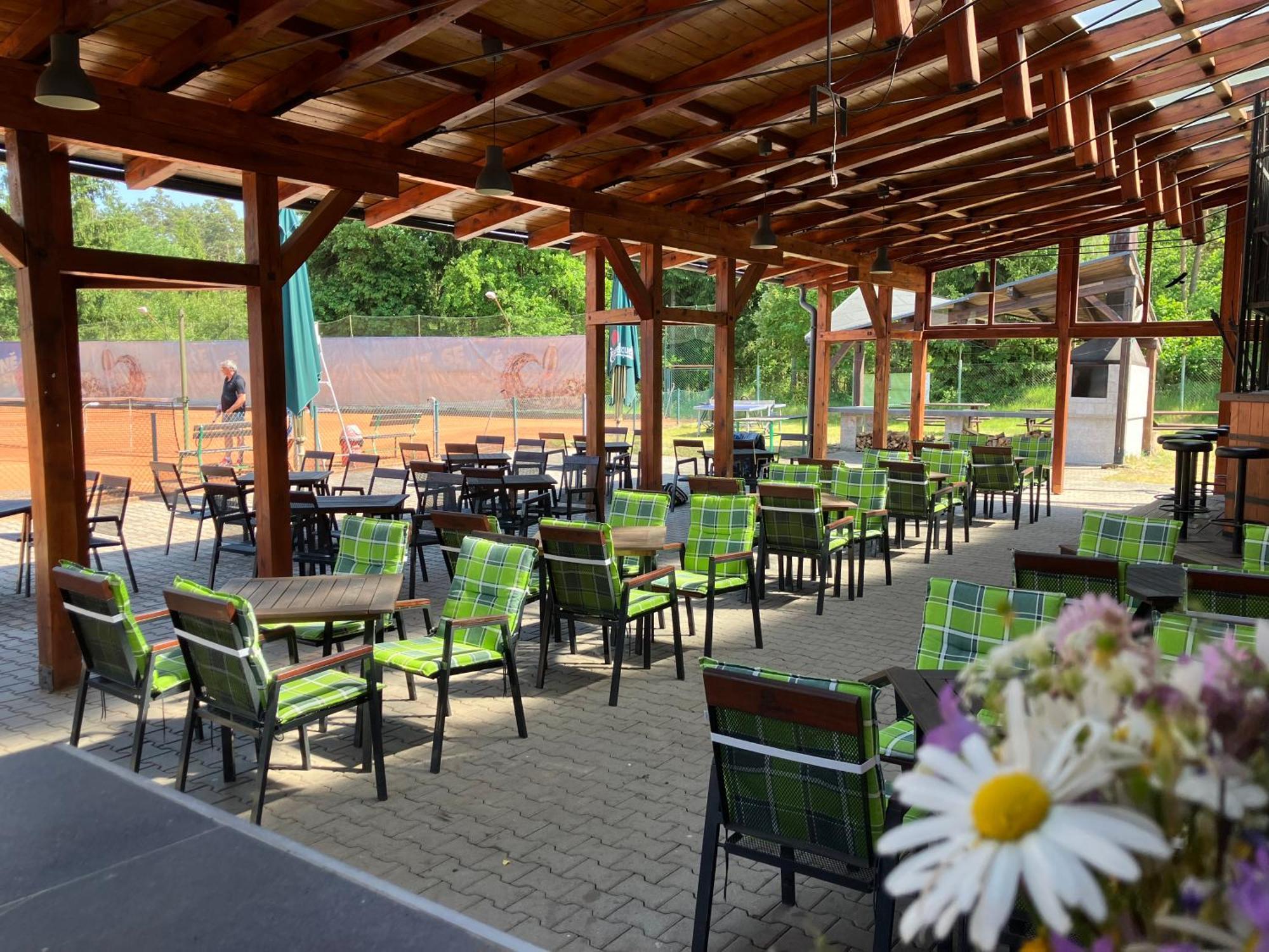 Raj Sportovni A Rekreacni Resort Branzez Kněžmost Екстериор снимка